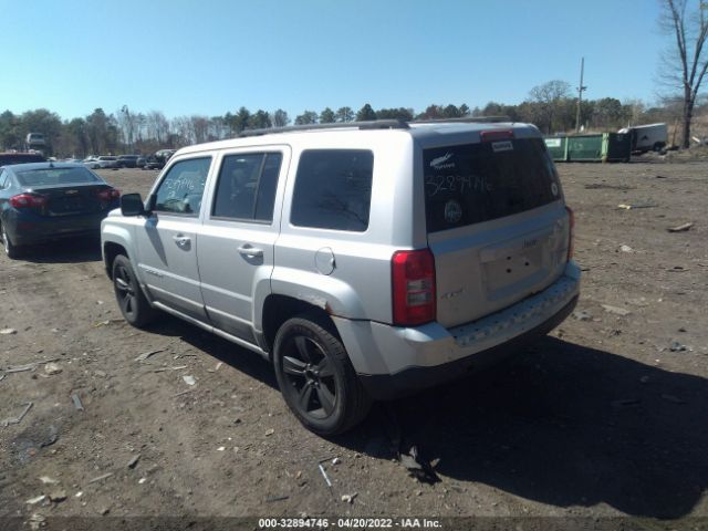 Photo 2 VIN: 1J4NF1GB5BD102031 - JEEP PATRIOT 