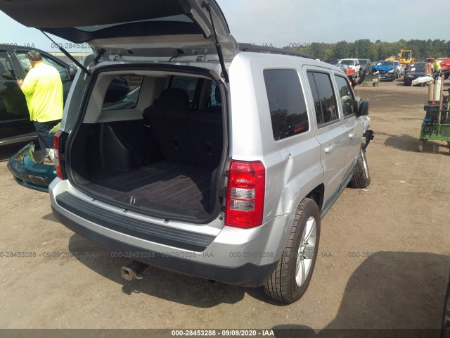 Photo 3 VIN: 1J4NF1GB5BD250275 - JEEP PATRIOT 