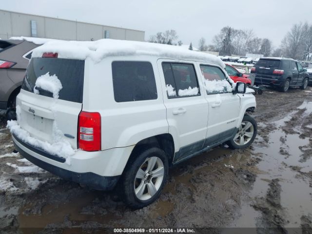 Photo 3 VIN: 1J4NF1GB6BD251418 - JEEP PATRIOT 