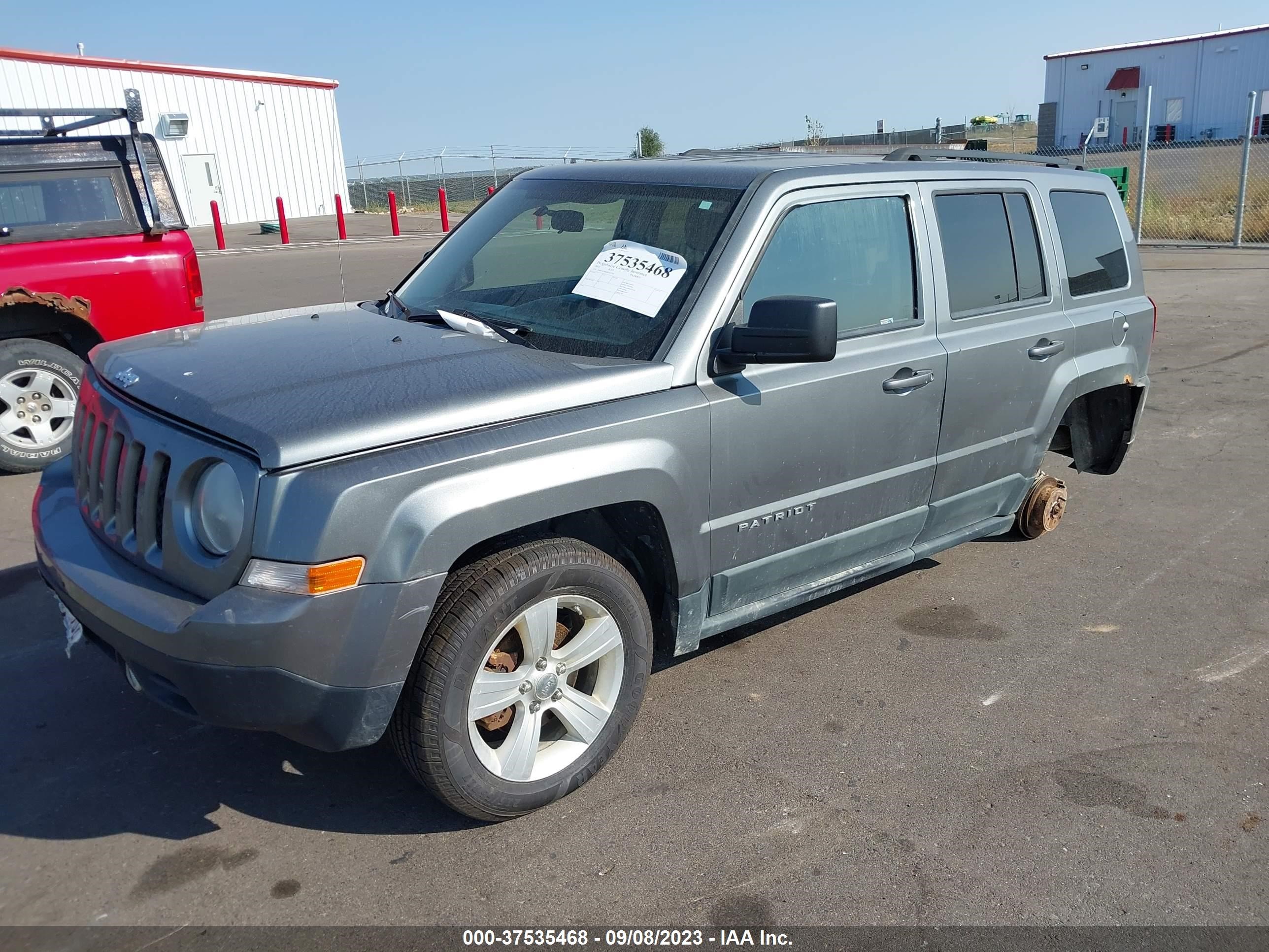 Photo 1 VIN: 1J4NF1GB6BD263794 - JEEP LIBERTY (PATRIOT) 