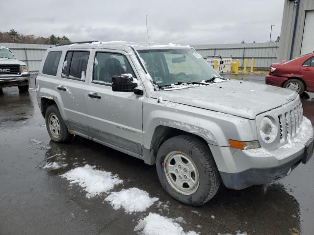 Photo 3 VIN: 1J4NF1GB7BD111796 - JEEP PATRIOT 