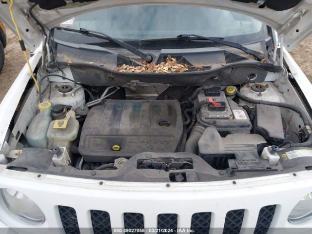 Photo 9 VIN: 1J4NF1GB7BD131806 - JEEP PATRIOT 