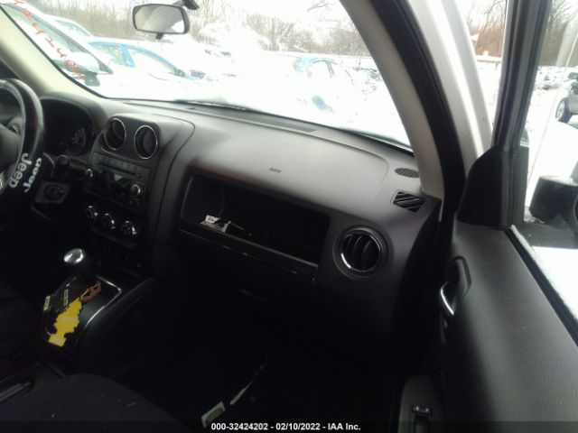 Photo 4 VIN: 1J4NF1GB7BD188247 - JEEP PATRIOT 