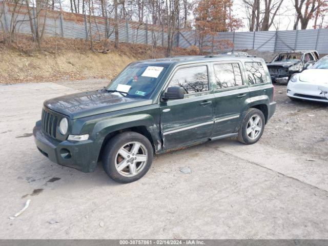 Photo 1 VIN: 1J4NF1GB8AD671700 - JEEP PATRIOT 