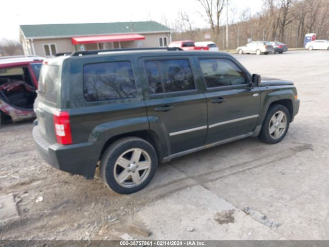 Photo 3 VIN: 1J4NF1GB8AD671700 - JEEP PATRIOT 