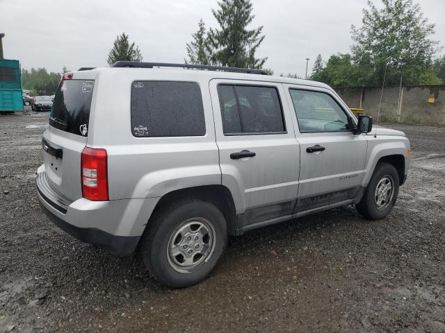 Photo 2 VIN: 1J4NF1GB8BD101858 - JEEP PATRIOT 