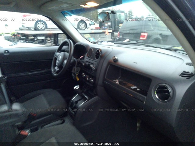 Photo 4 VIN: 1J4NF1GB9BD169747 - JEEP PATRIOT 