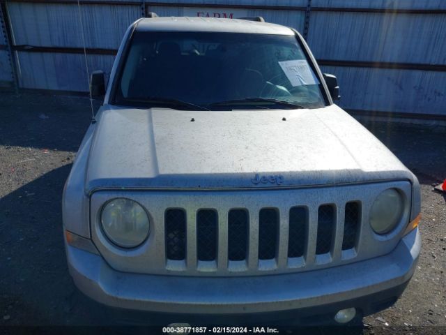 Photo 5 VIN: 1J4NF1GB9BD274773 - JEEP PATRIOT 