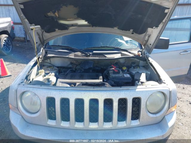 Photo 9 VIN: 1J4NF1GB9BD274773 - JEEP PATRIOT 