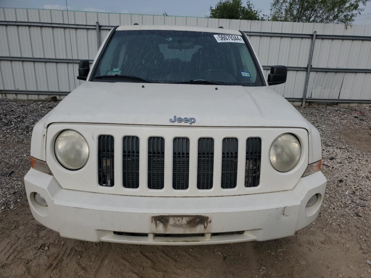 Photo 4 VIN: 1J4NF1GBXAD620330 - JEEP LIBERTY (PATRIOT) 