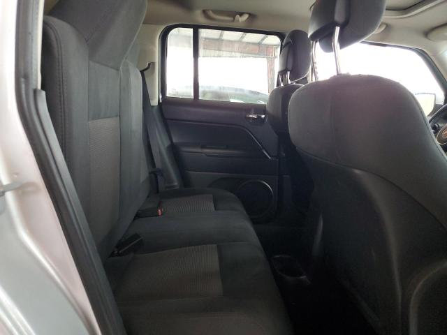 Photo 9 VIN: 1J4NF1GBXBD124252 - JEEP PATRIOT SP 