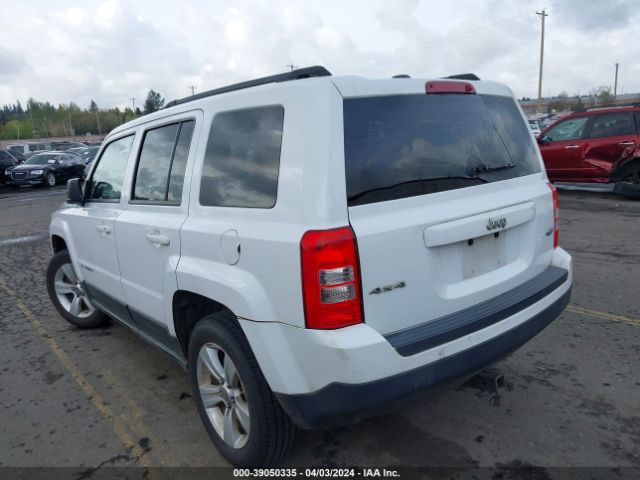 Photo 2 VIN: 1J4NF1GBXBD177453 - JEEP PATRIOT 