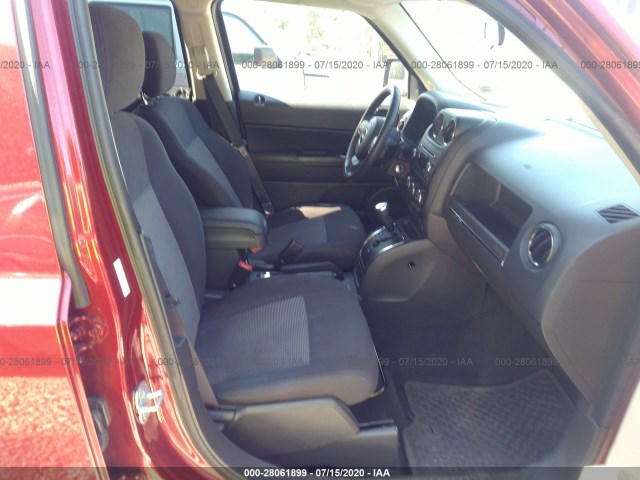 Photo 4 VIN: 1J4NF1GBXBD223007 - JEEP PATRIOT 