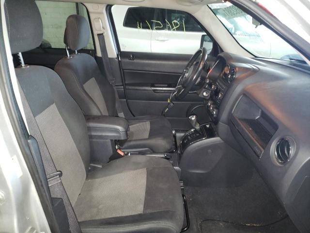 Photo 4 VIN: 1J4NF1GBXBD243502 - JEEP PATRIOT SP 