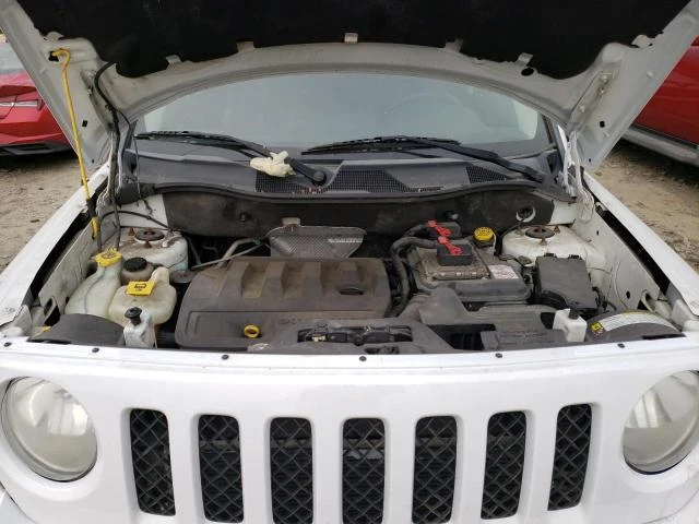 Photo 11 VIN: 1J4NF1GBXBD276046 - JEEP PATRIOT SP 