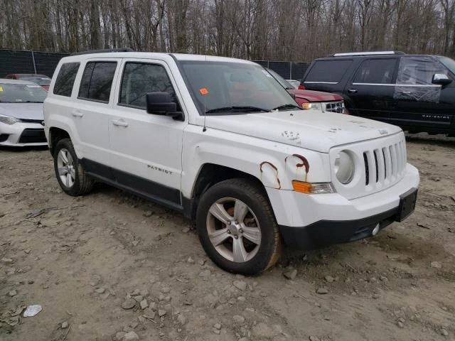 Photo 3 VIN: 1J4NF1GBXBD276046 - JEEP PATRIOT SP 