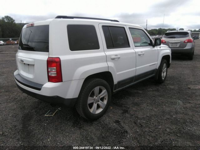 Photo 3 VIN: 1J4NF1GBXBD278590 - JEEP PATRIOT 