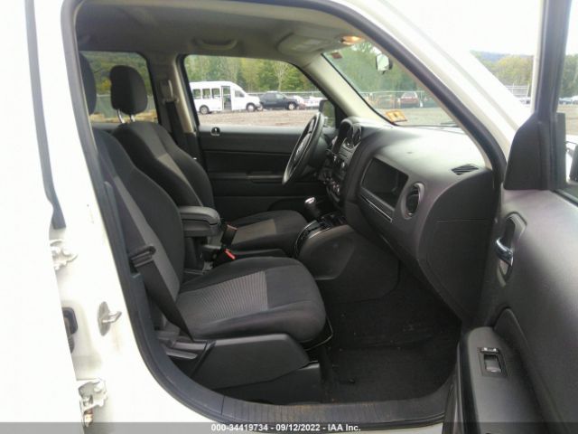 Photo 4 VIN: 1J4NF1GBXBD278590 - JEEP PATRIOT 