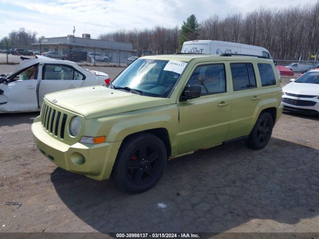 Photo 1 VIN: 1J4NF2GB0AD510828 - JEEP PATRIOT 