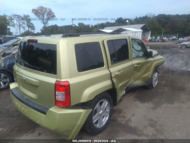 Photo 3 VIN: 1J4NF2GB0AD569698 - JEEP PATRIOT 