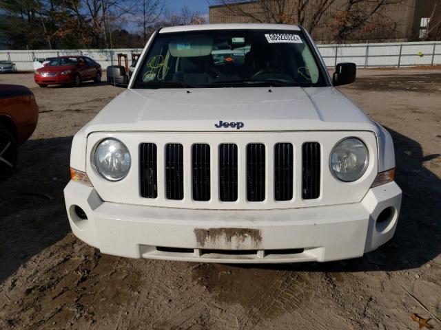 Photo 4 VIN: 1J4NF2GB1AD584680 - JEEP PATRIOT SP 