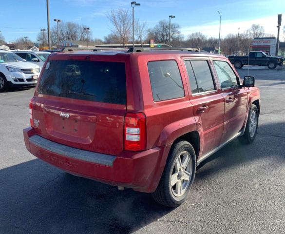 Photo 3 VIN: 1J4NF2GB2AD593145 - JEEP PATRIOT SP 