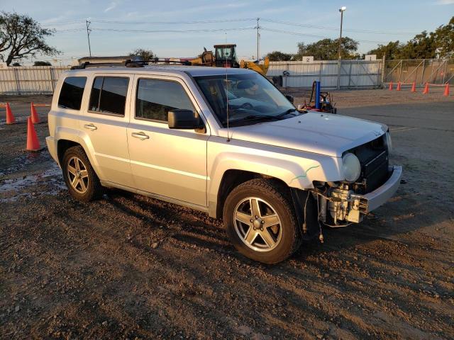 Photo 3 VIN: 1J4NF2GB3AD529101 - JEEP PATRIOT 