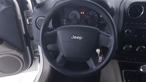 Photo 14 VIN: 1J4NF2GB3AD593509 - JEEP PATRIOT 