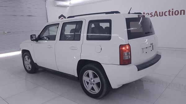 Photo 7 VIN: 1J4NF2GB3AD593509 - JEEP PATRIOT 