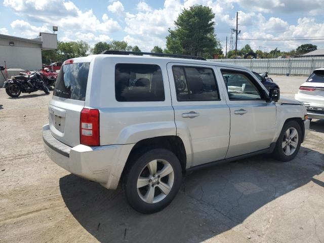 Photo 2 VIN: 1J4NF2GB4AD500724 - JEEP PATRIOT SP 