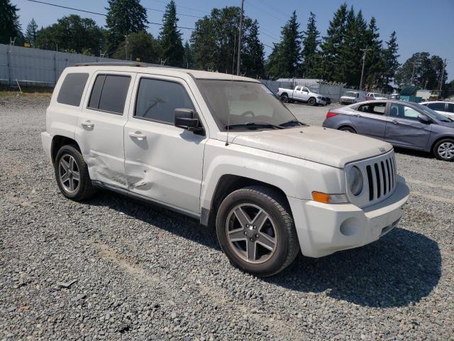 Photo 3 VIN: 1J4NF2GB4AD504255 - JEEP PATRIOT SP 