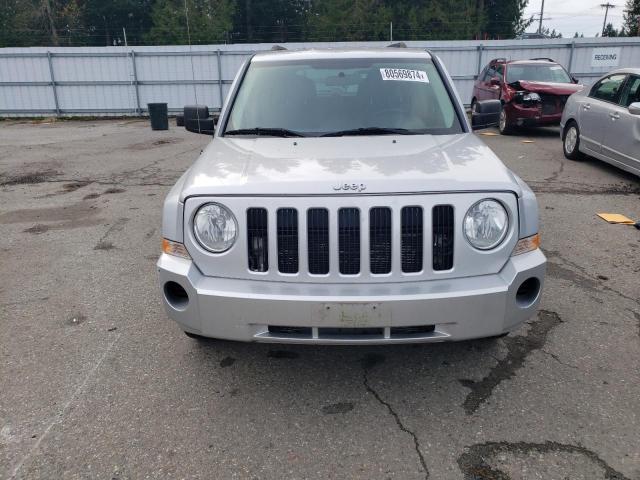 Photo 4 VIN: 1J4NF2GB5AD585203 - JEEP PATRIOT SP 