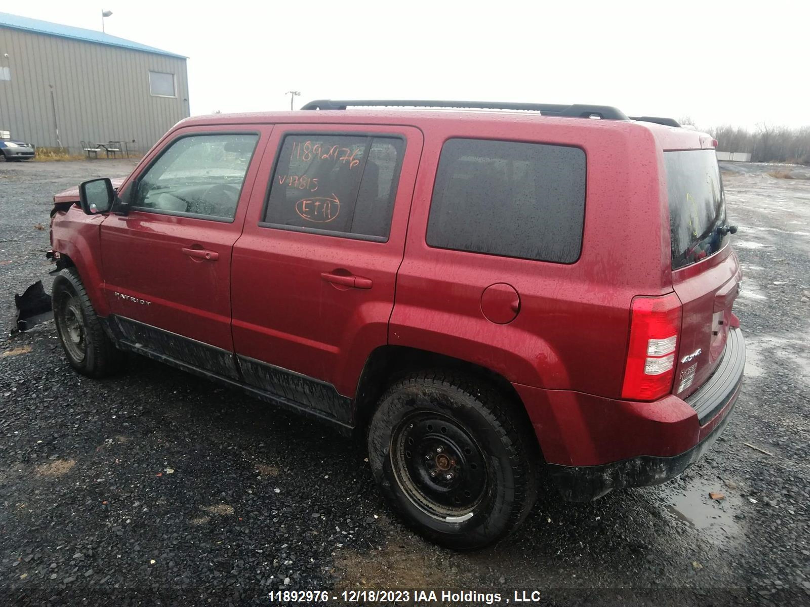 Photo 2 VIN: 1J4NF2GB5BD178015 - JEEP LIBERTY (PATRIOT) 