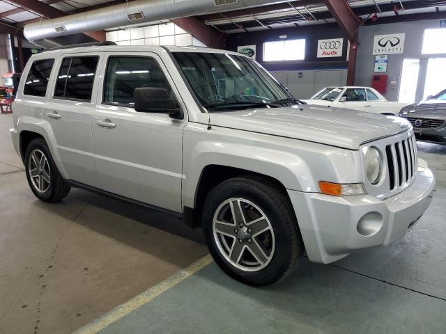 Photo 3 VIN: 1J4NF2GB6AD510624 - JEEP PATRIOT SP 