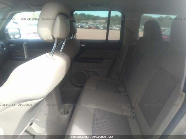 Photo 7 VIN: 1J4NF2GB6AD601344 - JEEP PATRIOT 