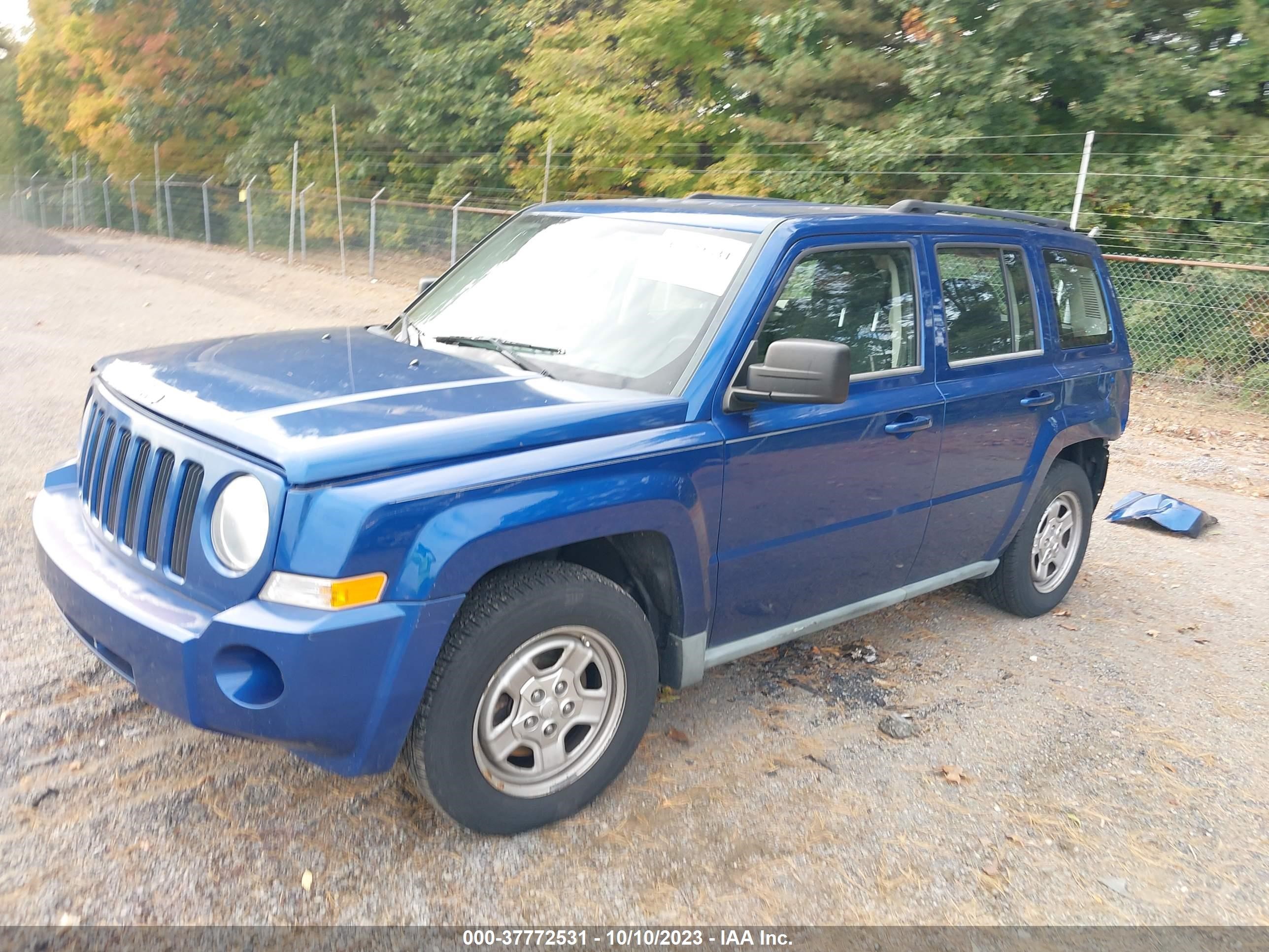 Photo 1 VIN: 1J4NF2GB7AD591388 - JEEP LIBERTY (PATRIOT) 