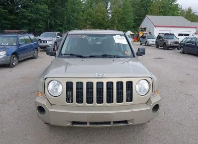 Photo 5 VIN: 1J4NF2GB7AD608691 - JEEP PATRIOT 