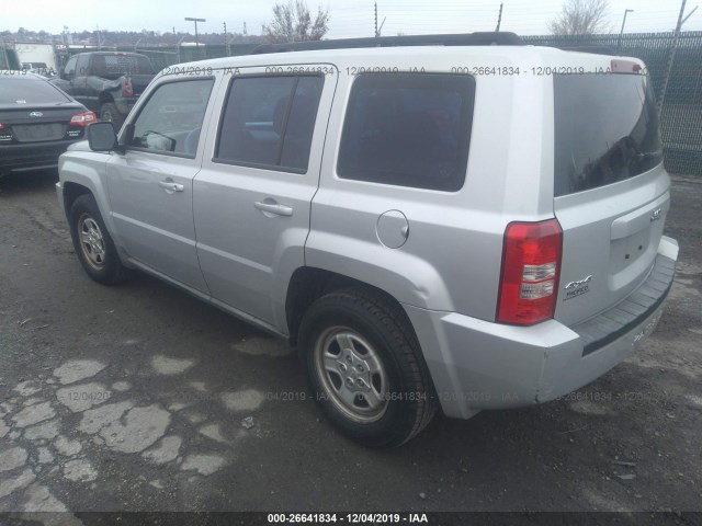 Photo 2 VIN: 1J4NF2GB7AD622302 - JEEP PATRIOT 