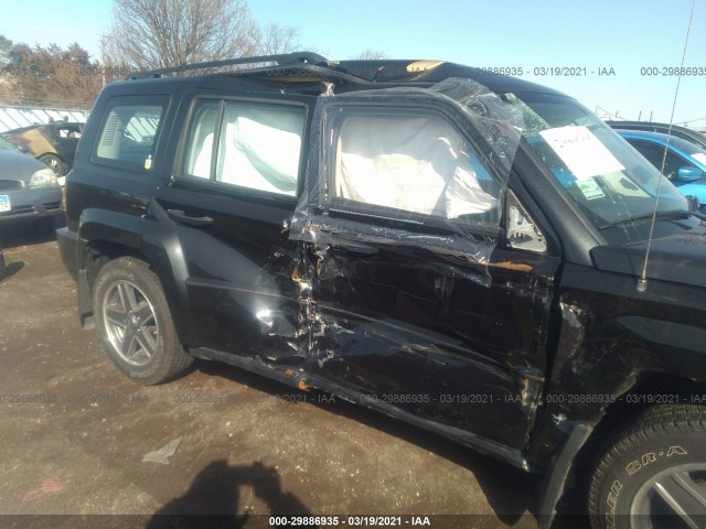 Photo 5 VIN: 1J4NF2GB9AD510262 - JEEP PATRIOT 