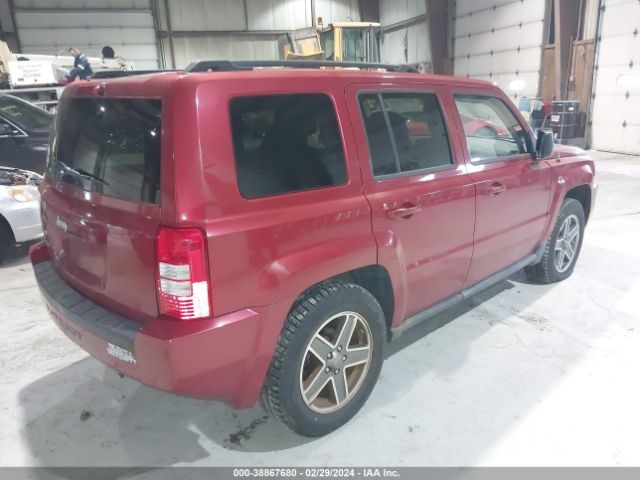 Photo 3 VIN: 1J4NF2GB9AD511038 - JEEP PATRIOT 