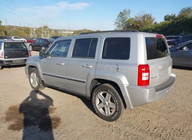 Photo 2 VIN: 1J4NF2GB9AD560191 - JEEP PATRIOT 