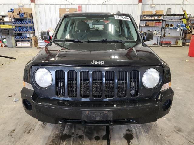 Photo 4 VIN: 1J4NF2GBXAD611438 - JEEP PATRIOT SP 