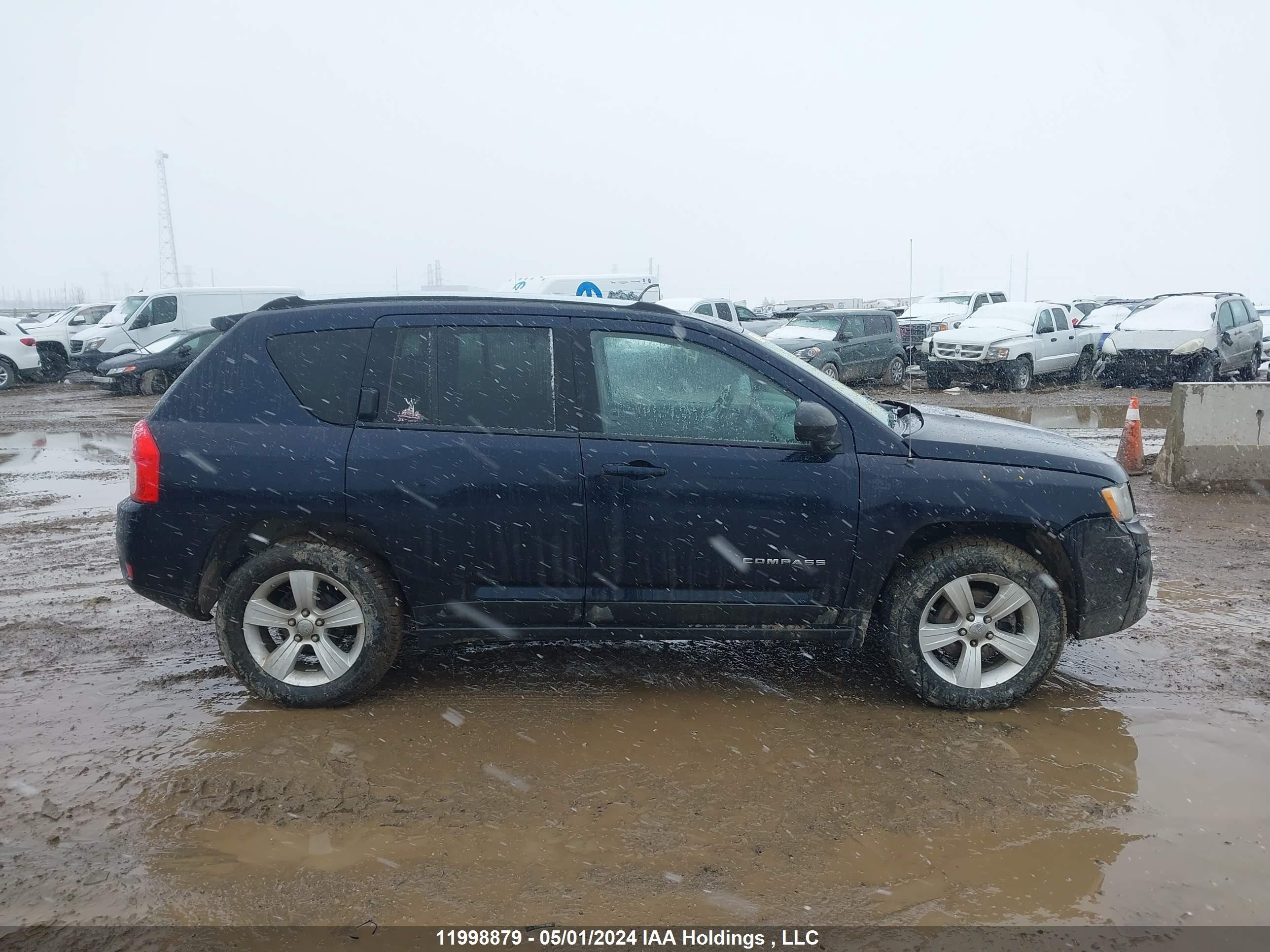 Photo 12 VIN: 1J4NF4FB1BD133716 - JEEP COMPASS 