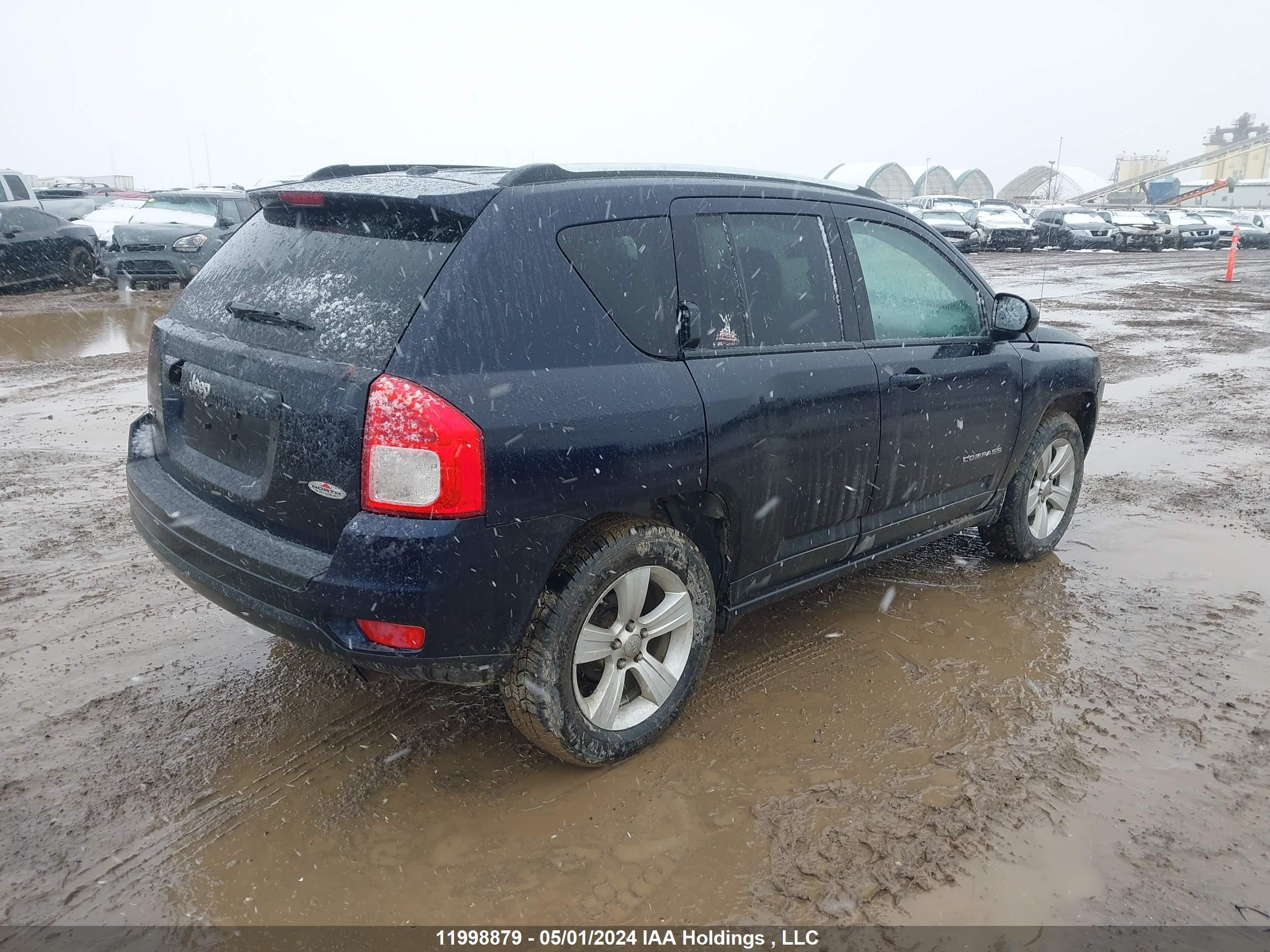 Photo 3 VIN: 1J4NF4FB1BD133716 - JEEP COMPASS 