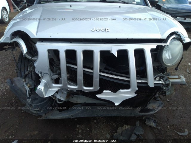 Photo 5 VIN: 1J4NF4FB3AD505474 - JEEP COMPASS 