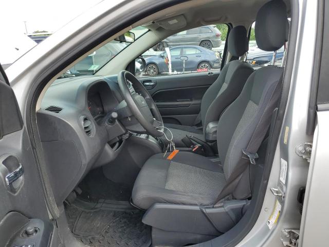 Photo 6 VIN: 1J4NF4FB7AD672744 - JEEP COMPASS SP 