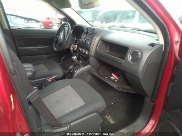 Photo 4 VIN: 1J4NF4FBXAD564487 - JEEP COMPASS 