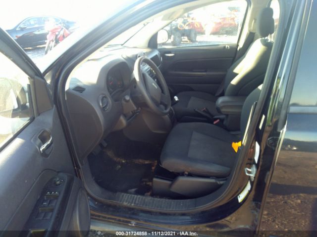 Photo 4 VIN: 1J4NF4FBXAD574632 - JEEP COMPASS 