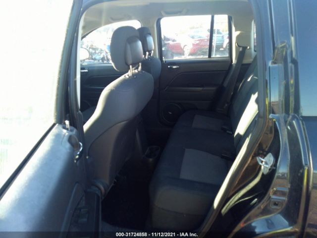 Photo 7 VIN: 1J4NF4FBXAD574632 - JEEP COMPASS 