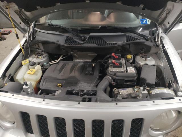 Photo 6 VIN: 1J4NF4GB2BD182230 - JEEP PATRIOT LA 